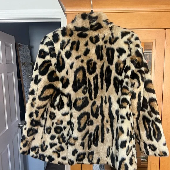 Leopard Print Faux Fur Coat - Picture 1 of 2